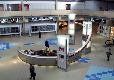 Il terminal di un aereoporto internazionale